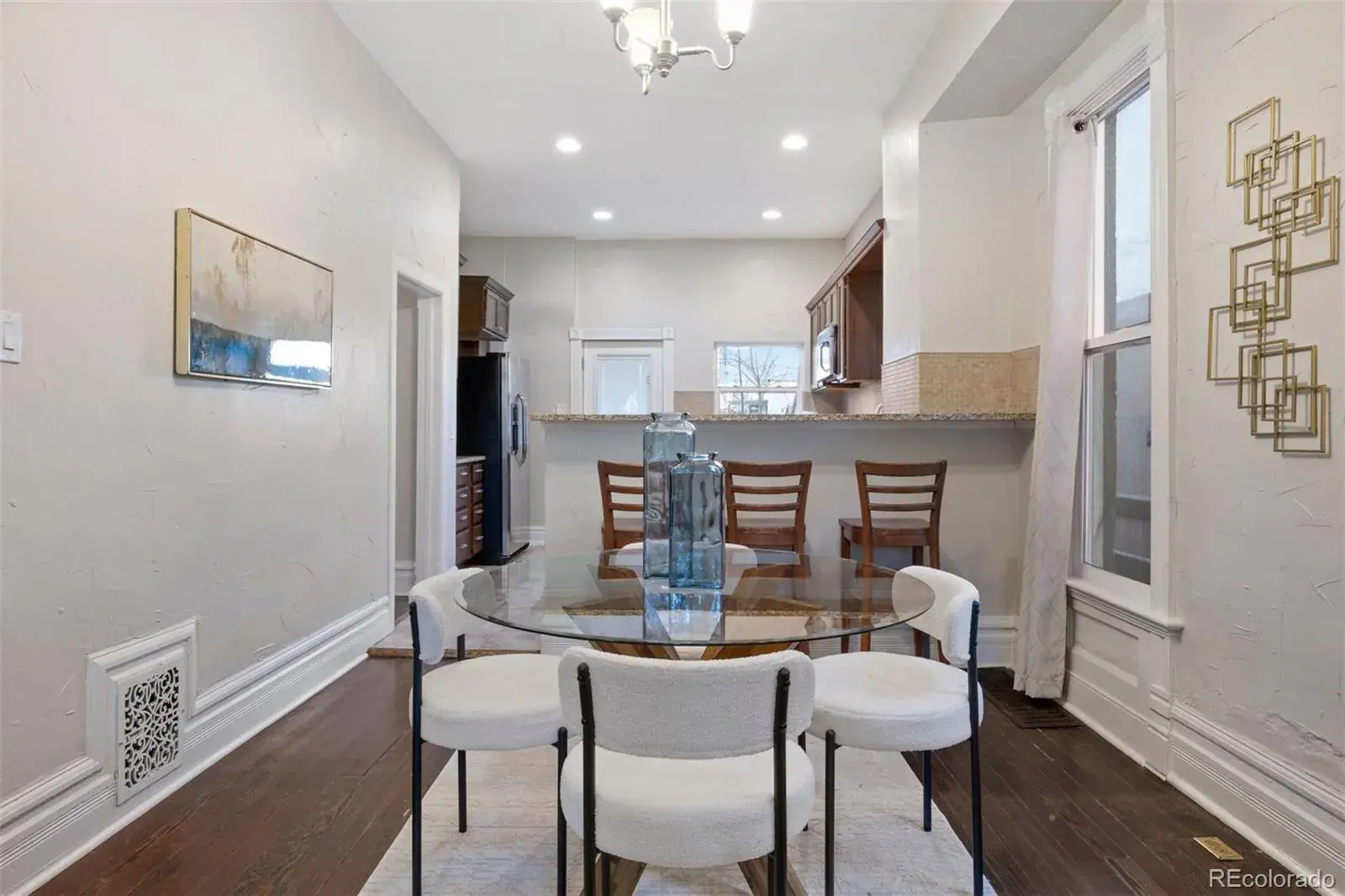 12042025013732 1600 5