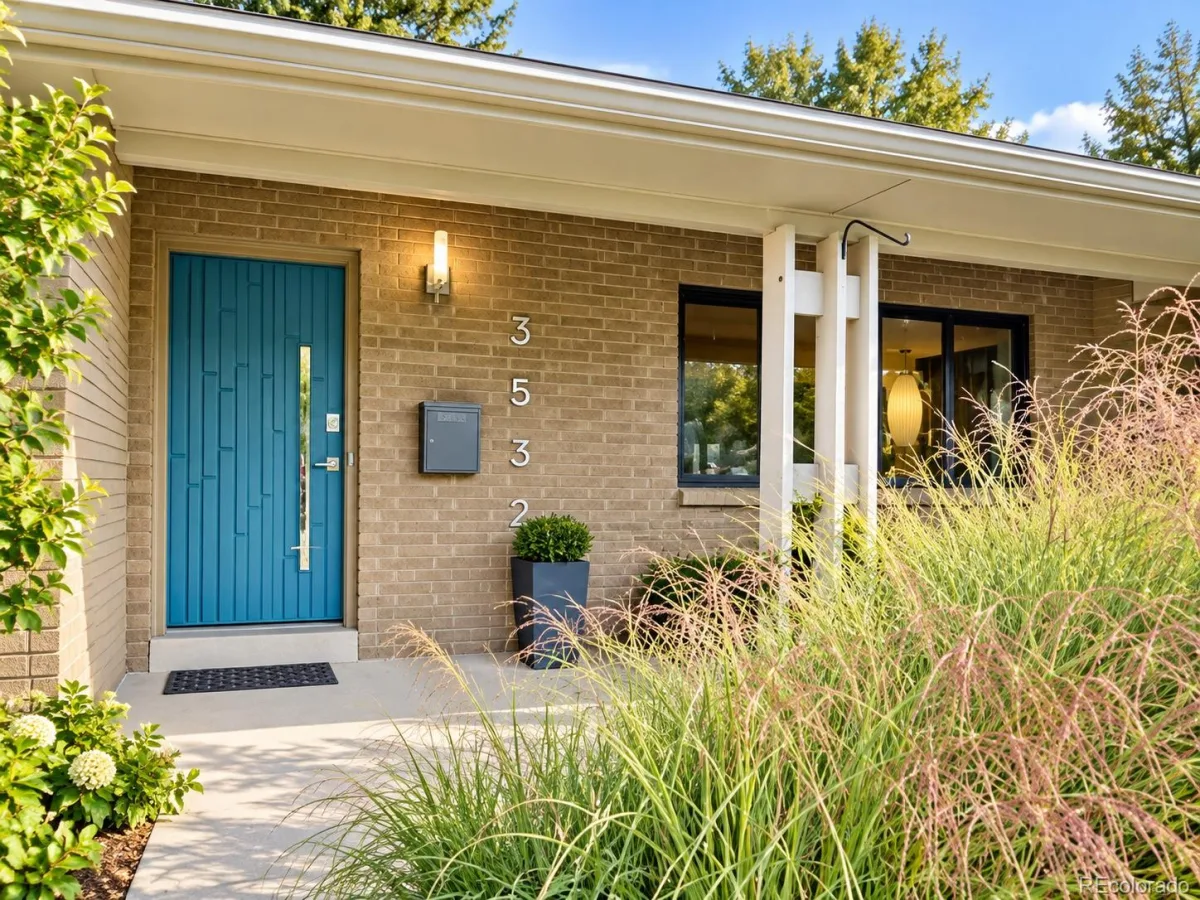 3532 S Eudora Way Denver CO 80237 | MLS #REC7973063 10152026213637 1200 3