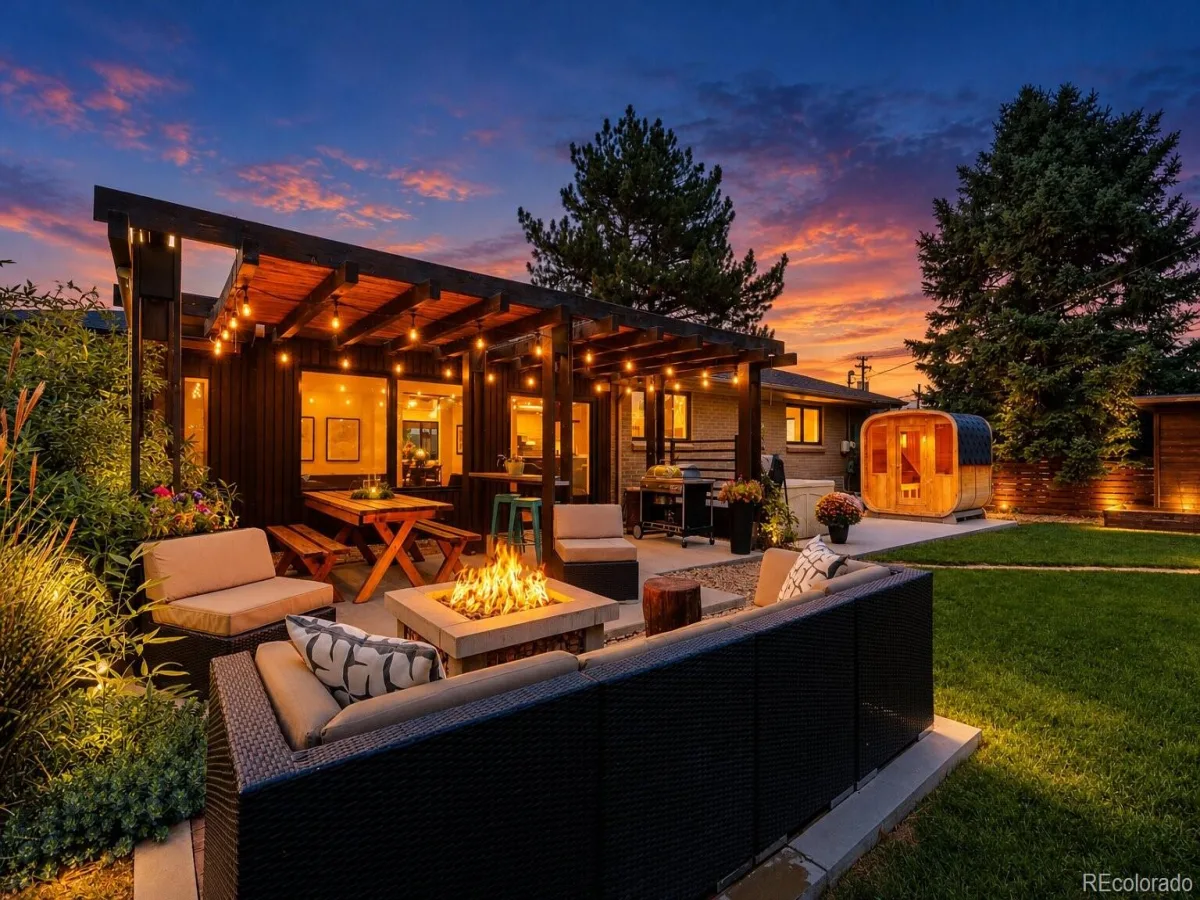 3532 S Eudora Way Denver CO 80237 | MLS #REC7973063 10152026213637 1200 46