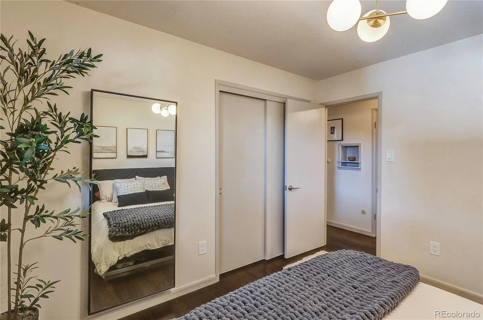 3532 S Eudora Way Denver CO 80237 | MLS #REC7973063 10152026213637 1600 28
