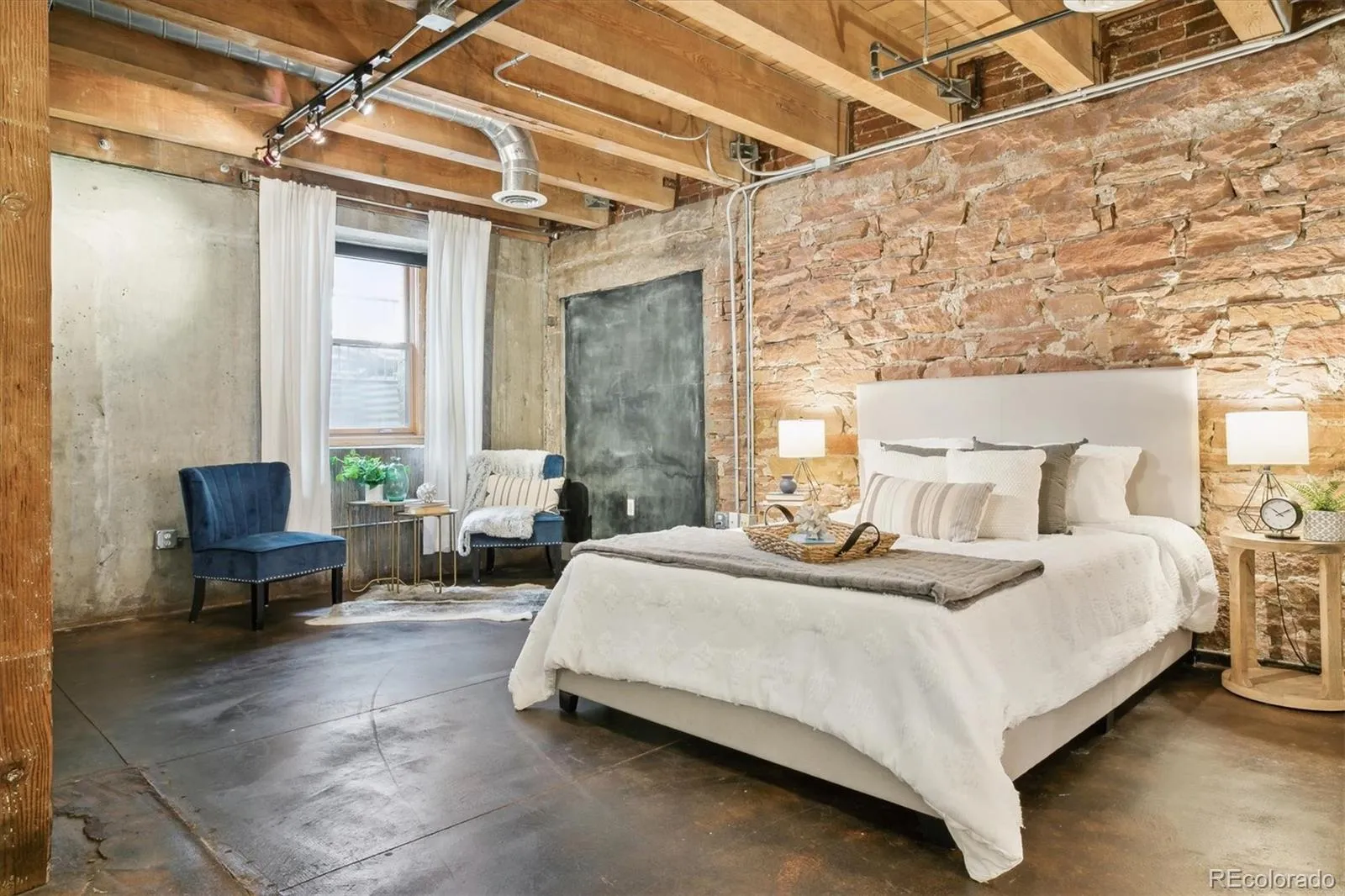 04152026150817 1600 23