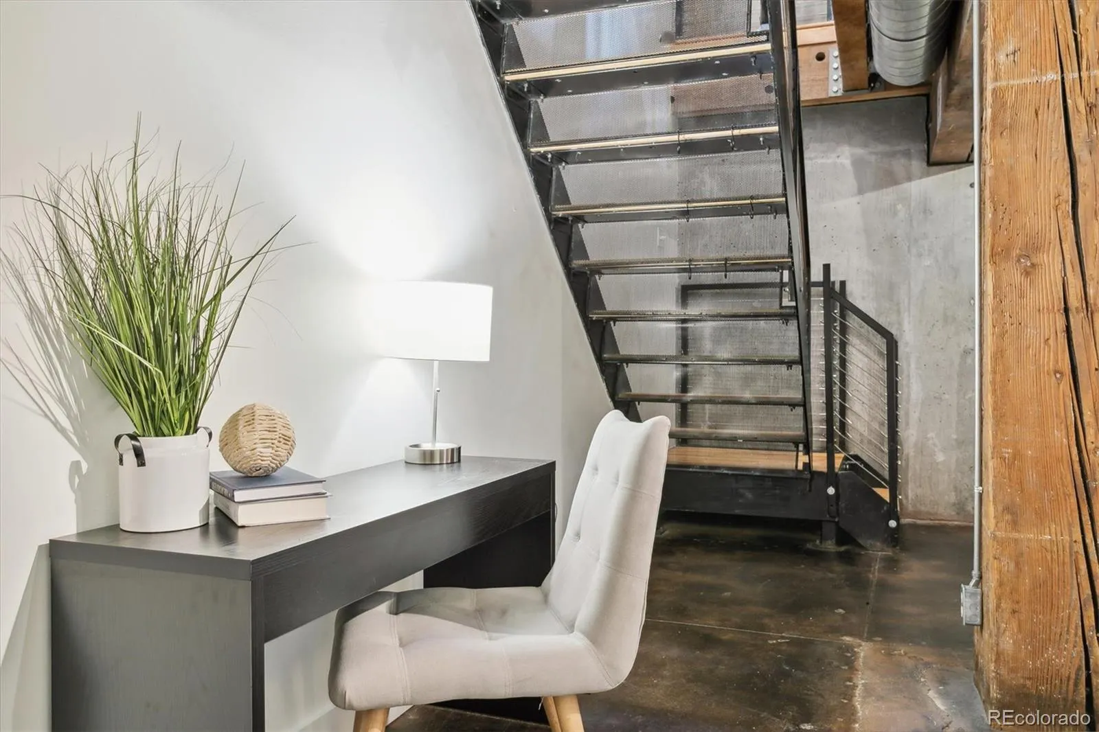 04152026150817 1600 28