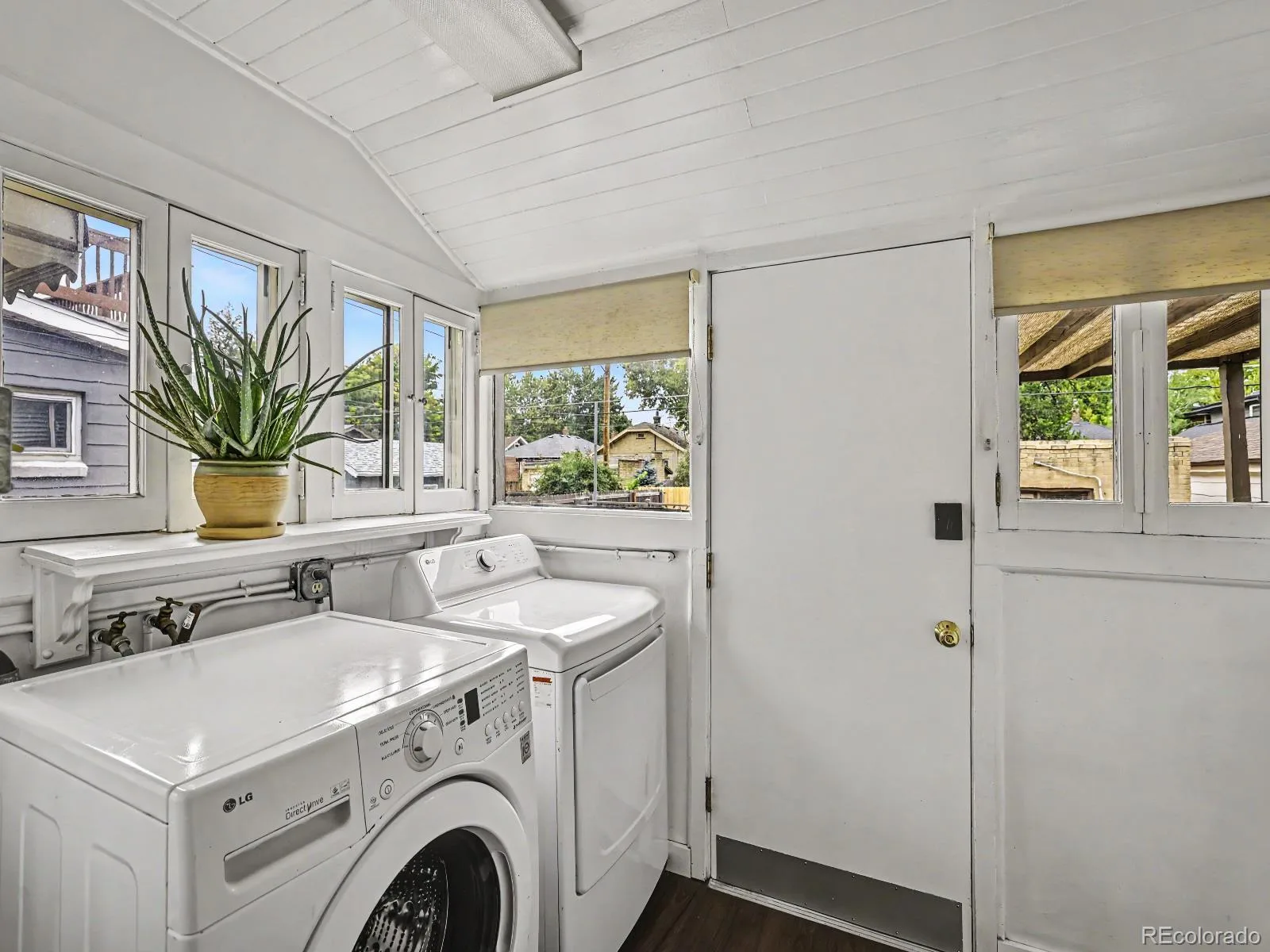 1853 S Grant Street Denver CO 80210 | MLS #REC7975440 10022026150739 1600 19
