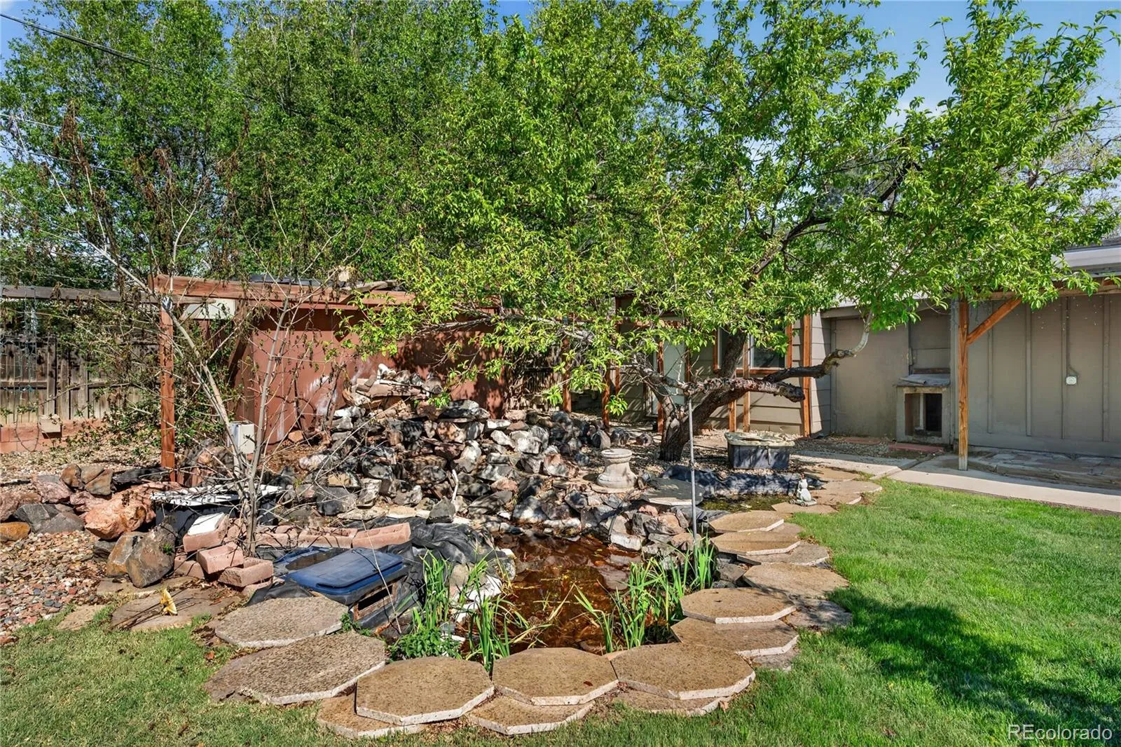 5071 S Irving Street Englewood CO 80110 MLS #REC7978526 05052026042527 1600 37