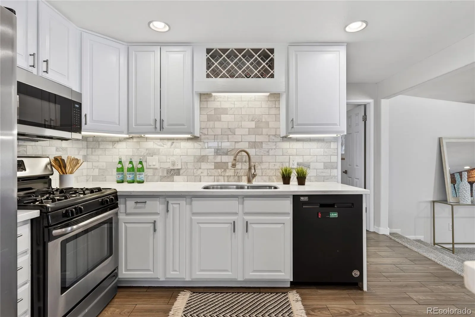 5071 S Irving Street Englewood CO 80110 MLS #REC7978526 05052026042527 1600 7