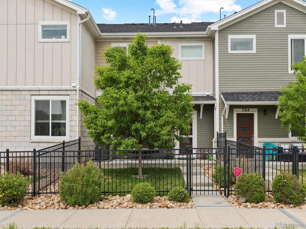 762 Stonebridge Drive Longmont CO 80503 | MLS #REC7982267 MLS #REC7982267 image #0