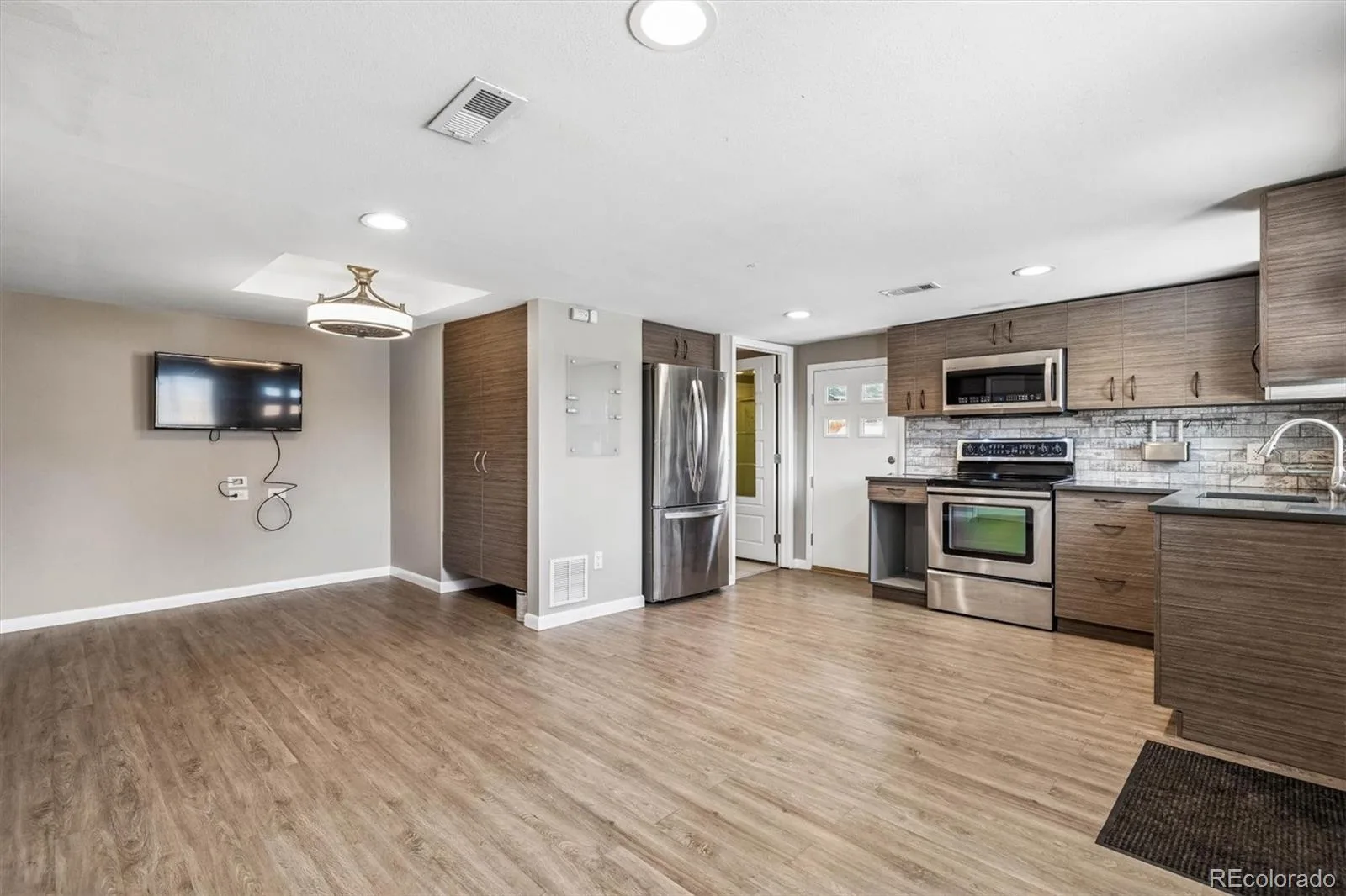 4053 S Lincoln Street #1 #2 Englewood CO 80113 MLS #REC7984874 06082026205030 1600 27