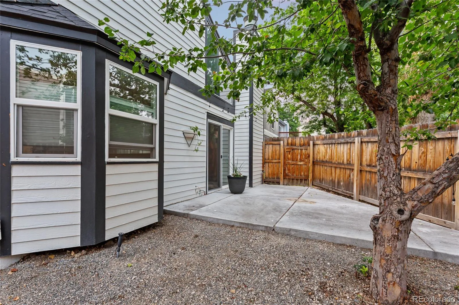 1034 W Peakview Circle Littleton CO 80120 MLS #REC7987657 06252026234243 1600 40