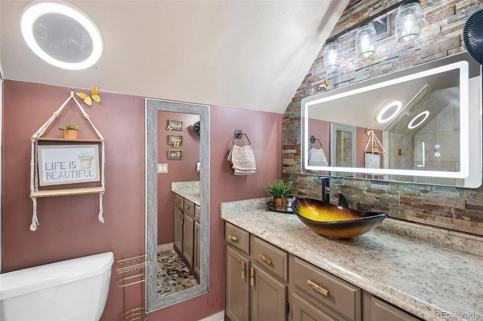 1869 Fraser Court Aurora CO 80011 | MLS #REC7989639 10072026133659 1600 16