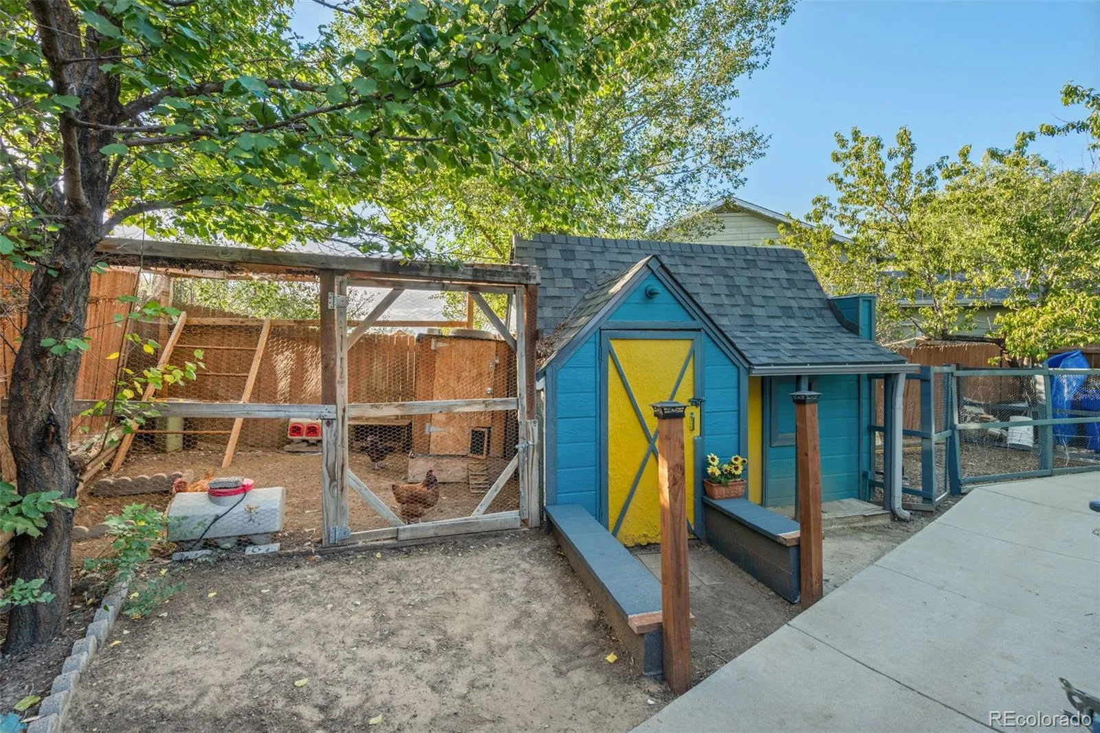 1869 Fraser Court Aurora CO 80011 | MLS #REC7989639 10072026133659 1600 31