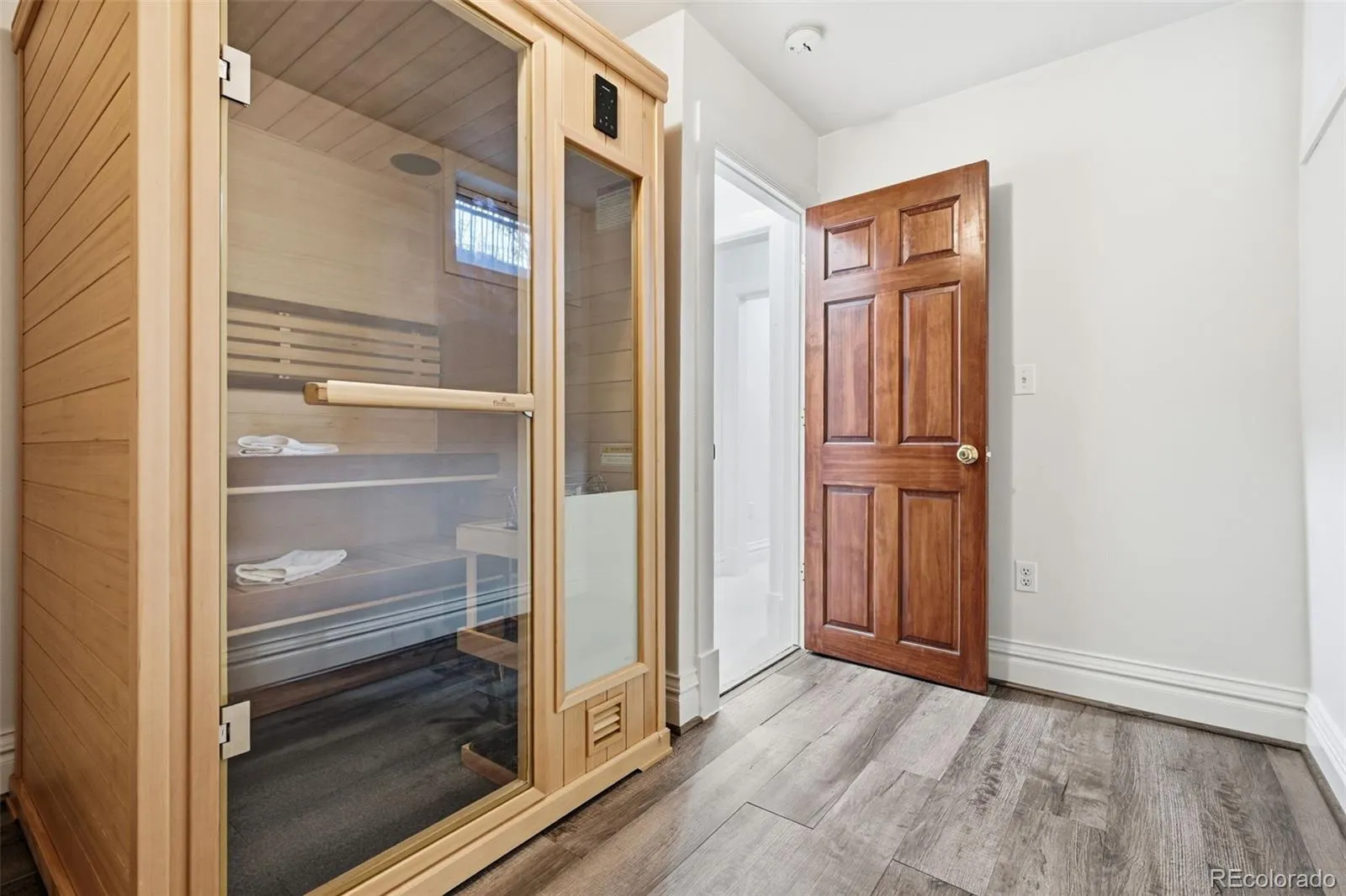 664 N Corona Street Denver CO 80218 MLS #REC7990020 04222026142056 1600 32