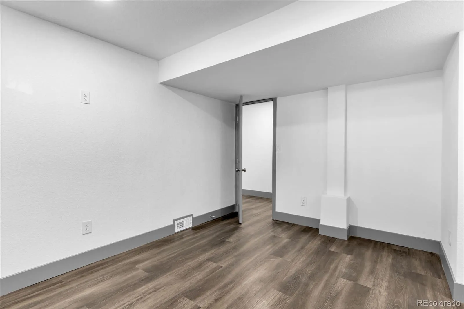 04222026214336 1600 29