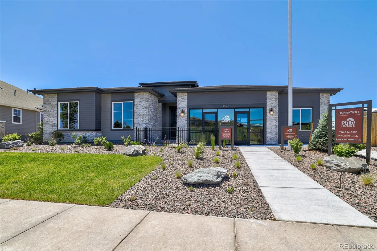 8403 S Winnipeg Court Aurora CO 80016 MLS #REC7994133 04292026153555 1600 0
