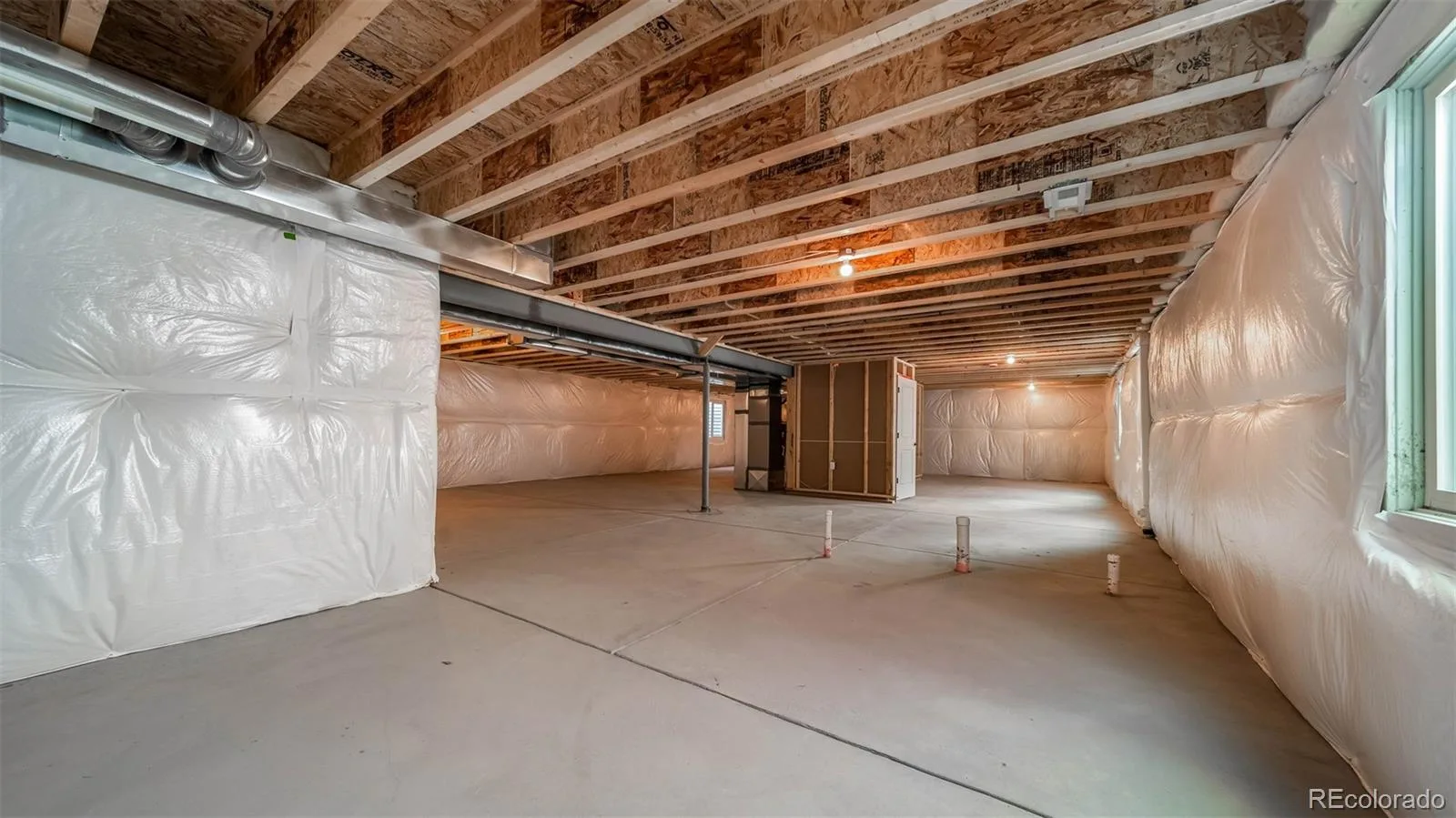 4818 N Sicily Court Aurora CO 80019 | MLS #REC7995107 08192026181605 1600 32