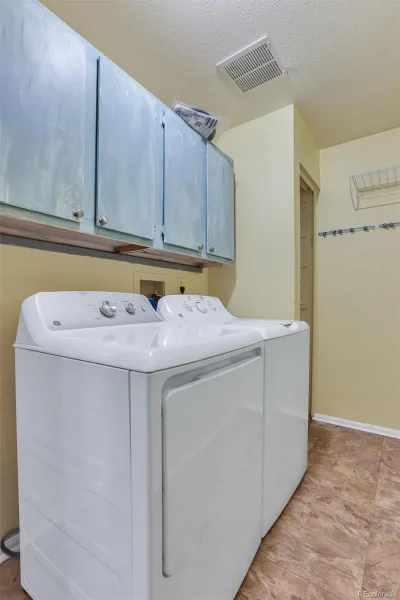 5892 W 75th Place Arvada CO 80003 | MLS #REC7996197 06082026205049 800 21