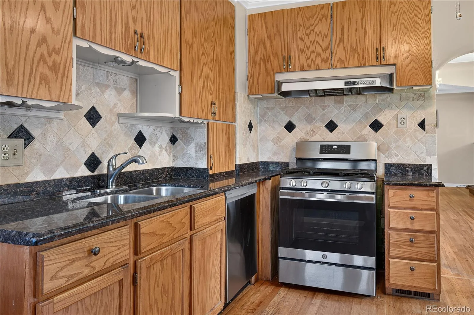 4015 N Clay Street Denver CO 80211 | MLS #REC7998513 09302026220857 1600 8