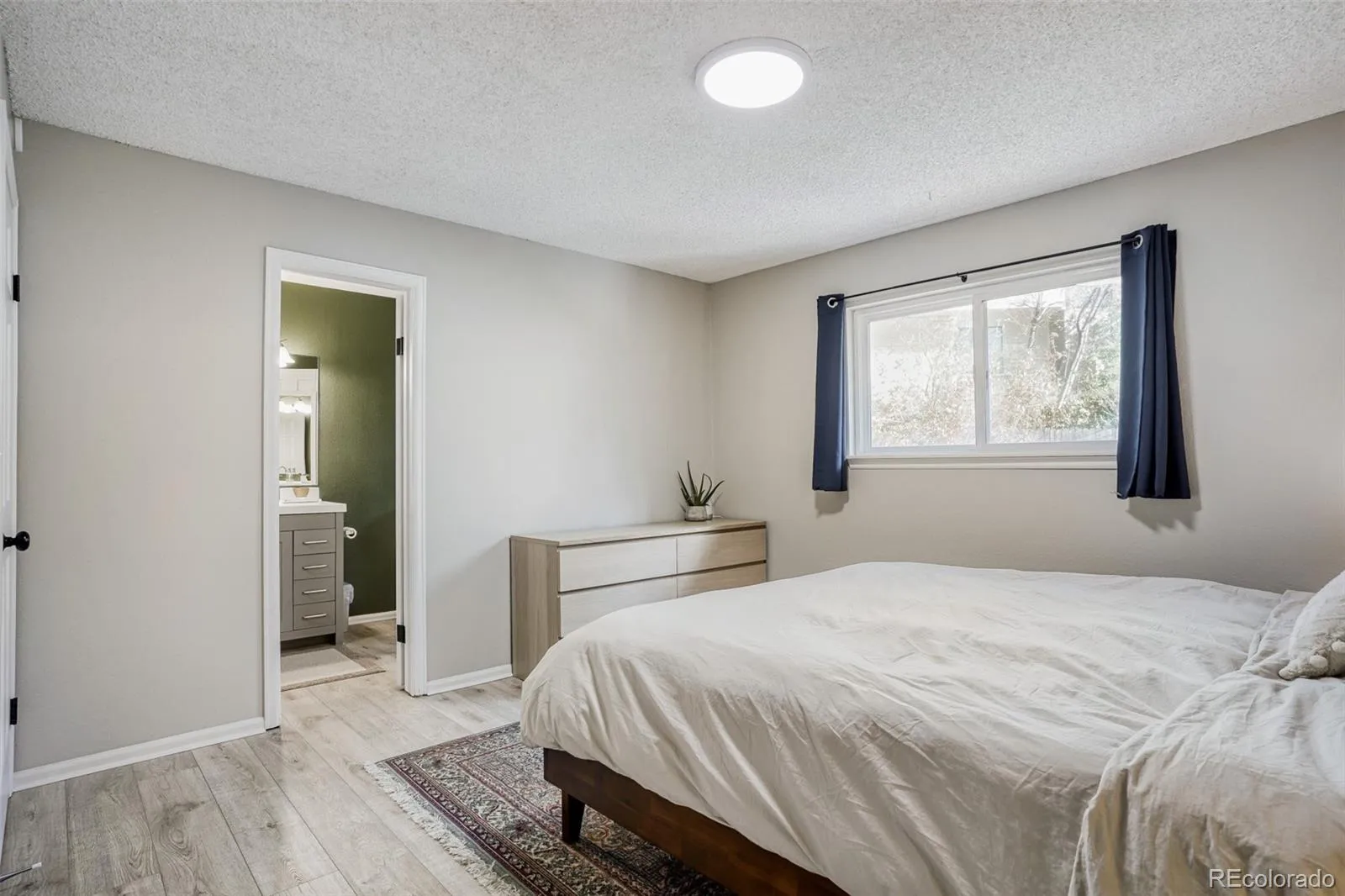 04082026192444 1600 9