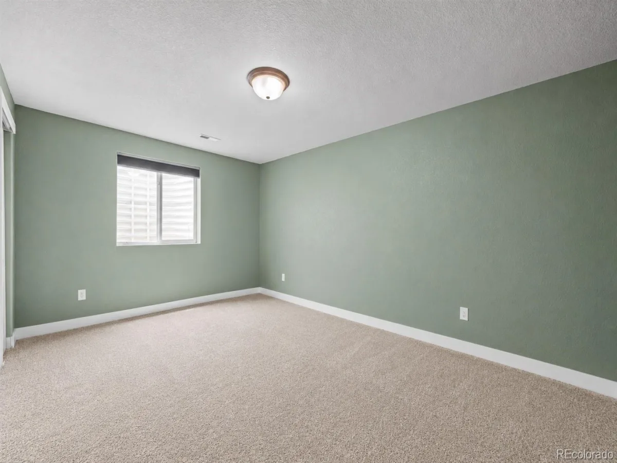 5545 Drake Way Longmont CO 80504 | MLS #REC8000822 08282026033607 1200 34