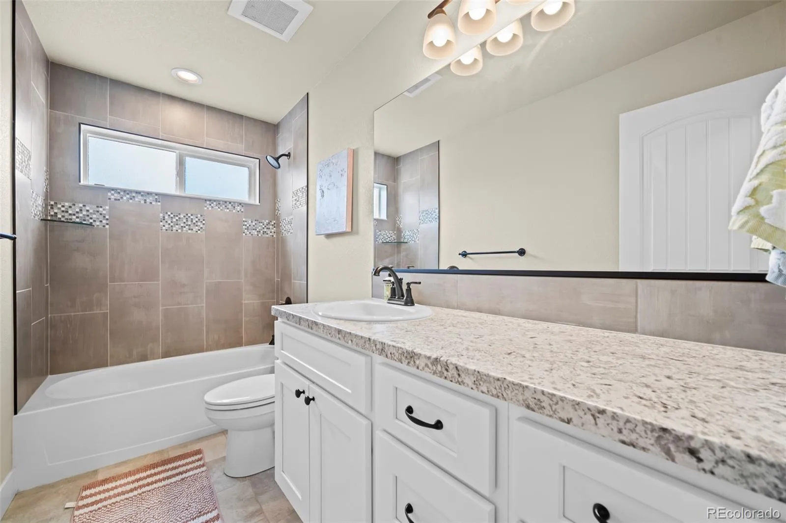 5545 Drake Way Longmont CO 80504 | MLS #REC8000822 08282026033607 1600 21