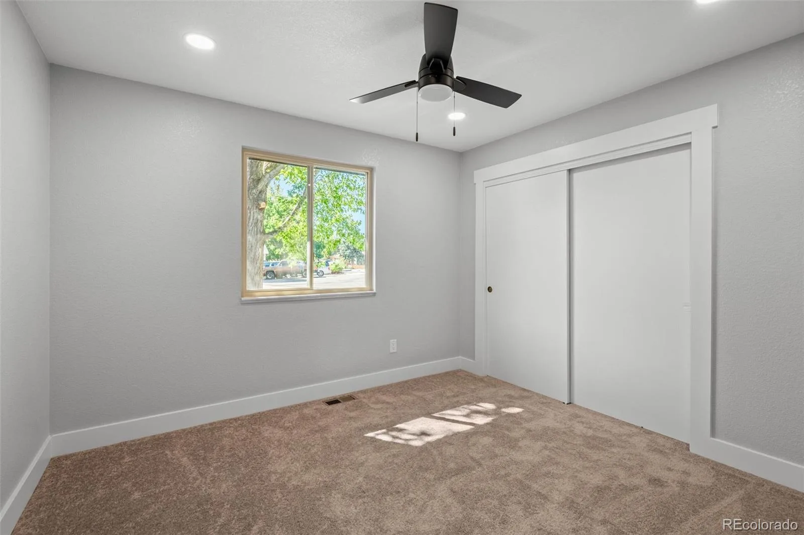300 S Kendall Street Denver CO 80226 | MLS #REC8003207 09242026181819 1600 19