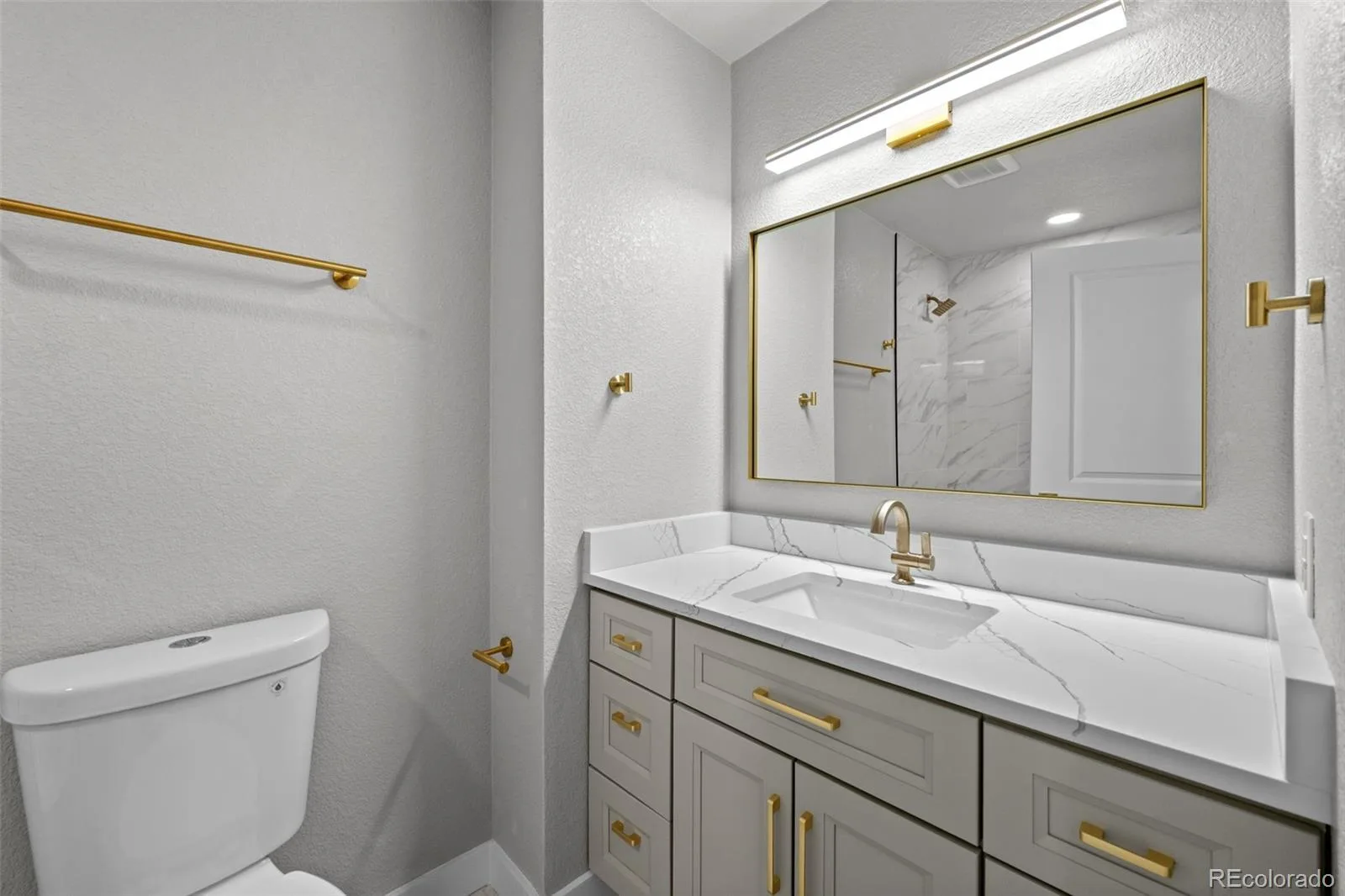 300 S Kendall Street Denver CO 80226 | MLS #REC8003207 09242026181819 1600 21