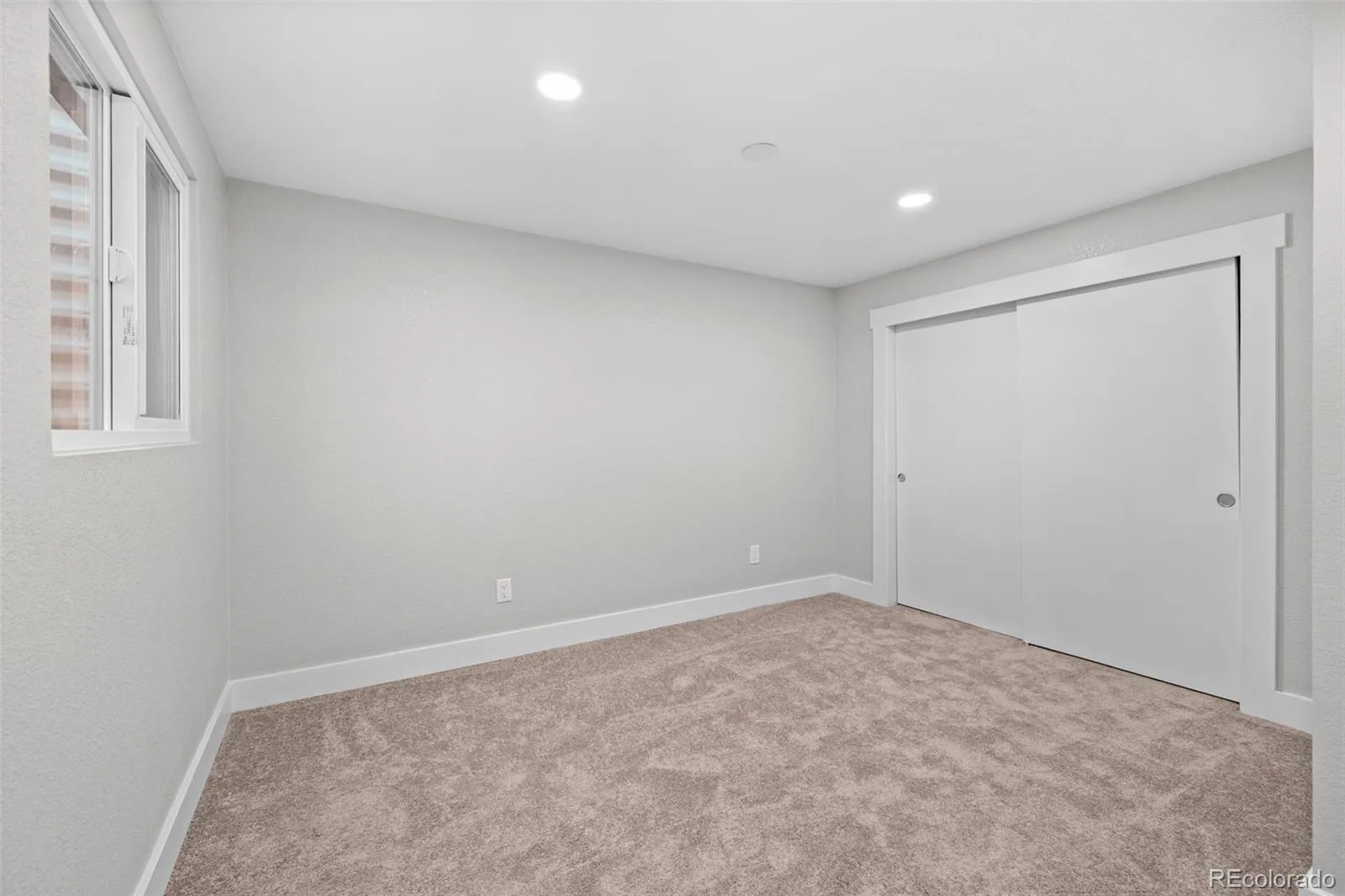 300 S Kendall Street Denver CO 80226 | MLS #REC8003207 09242026181819 1600 26