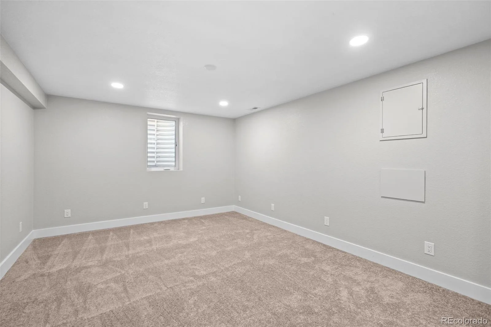 300 S Kendall Street Denver CO 80226 | MLS #REC8003207 09242026181819 1600 27