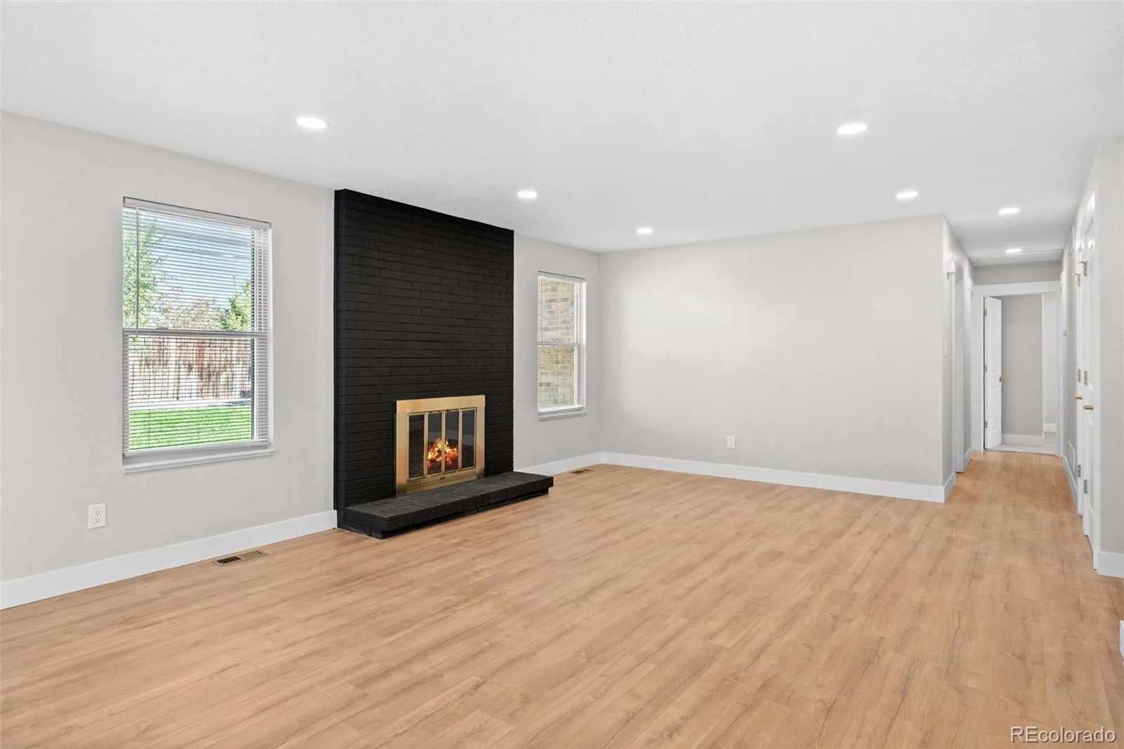 300 S Kendall Street Denver CO 80226 | MLS #REC8003207 09242026181819 1600 3
