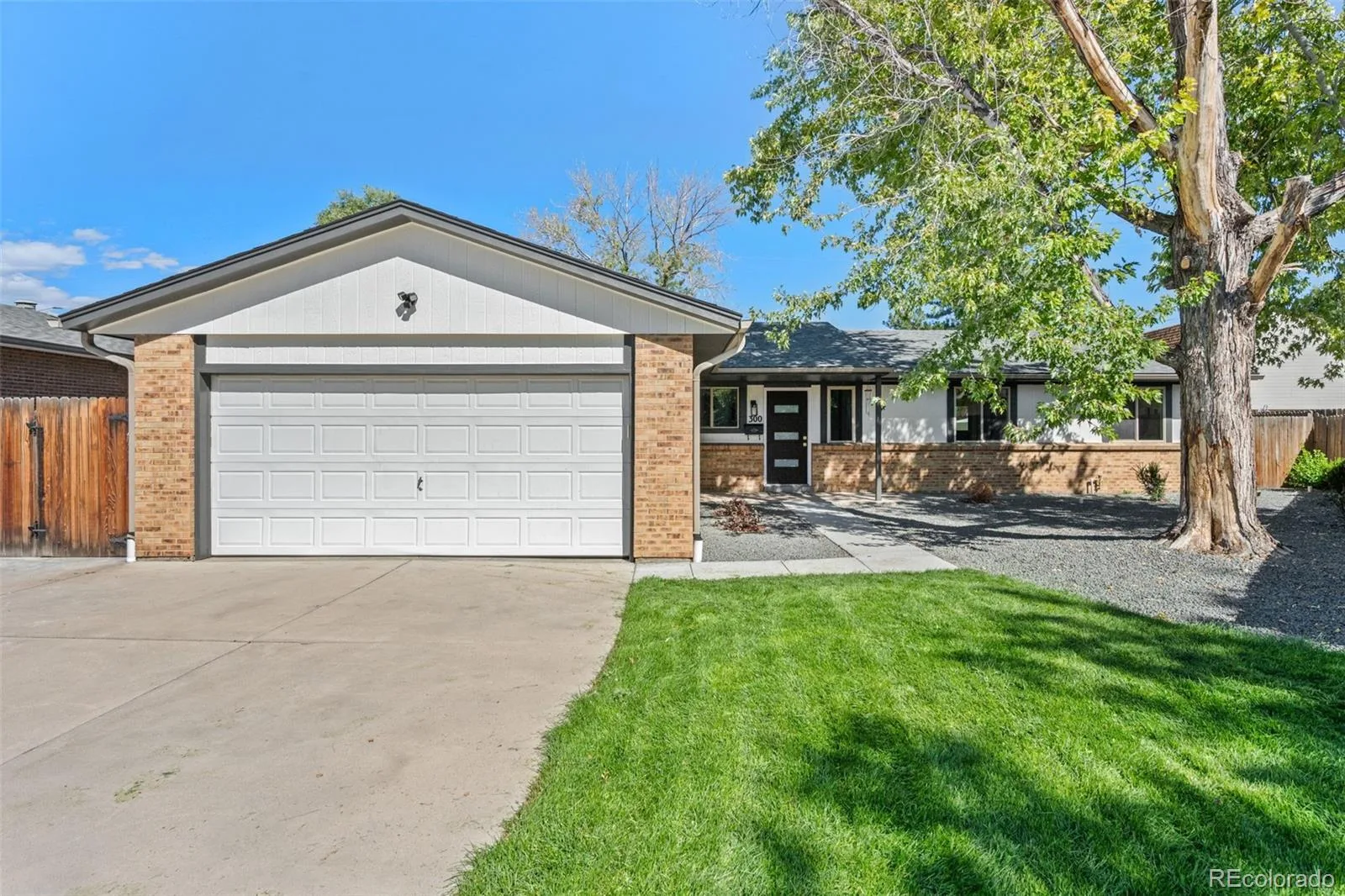 300 S Kendall Street Denver CO 80226 | MLS #REC8003207 09242026181819 1600 34