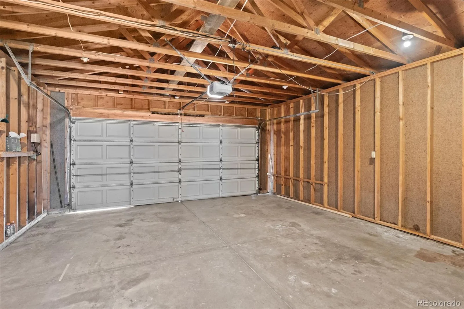 300 S Kendall Street Denver CO 80226 | MLS #REC8003207 09242026181819 1600 39