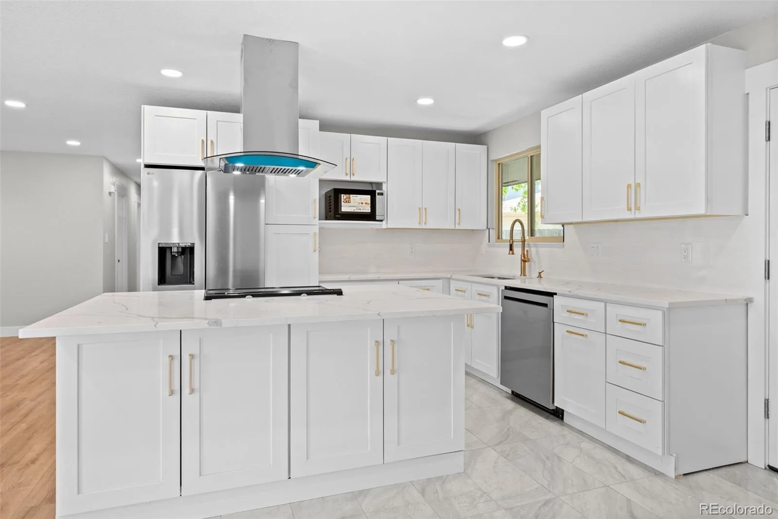 300 S Kendall Street Denver CO 80226 | MLS #REC8003207 09242026181819 1600 7