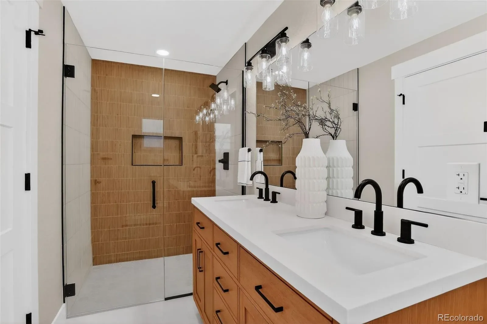 03112026185129 1600 14