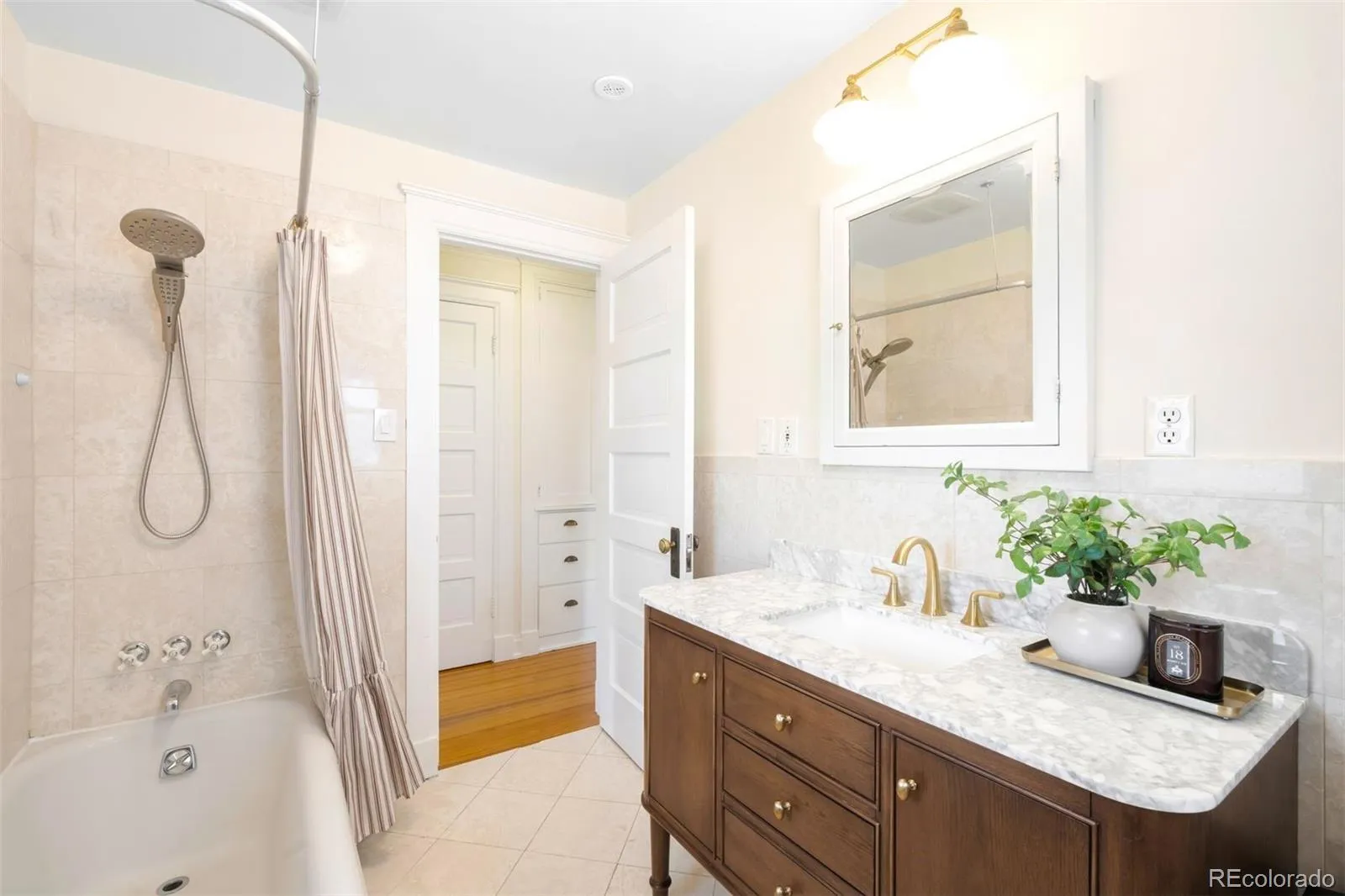 1368 Ash Street Denver CO 80220 MLS #REC8004763 04292026050509 1600 19