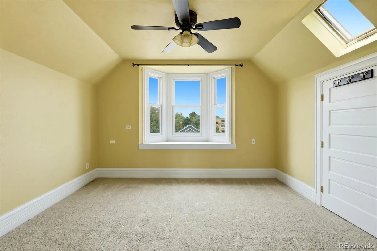 1580 Dallas Street Aurora CO 80010 | MLS #REC8006518 08062026140918 1600 22