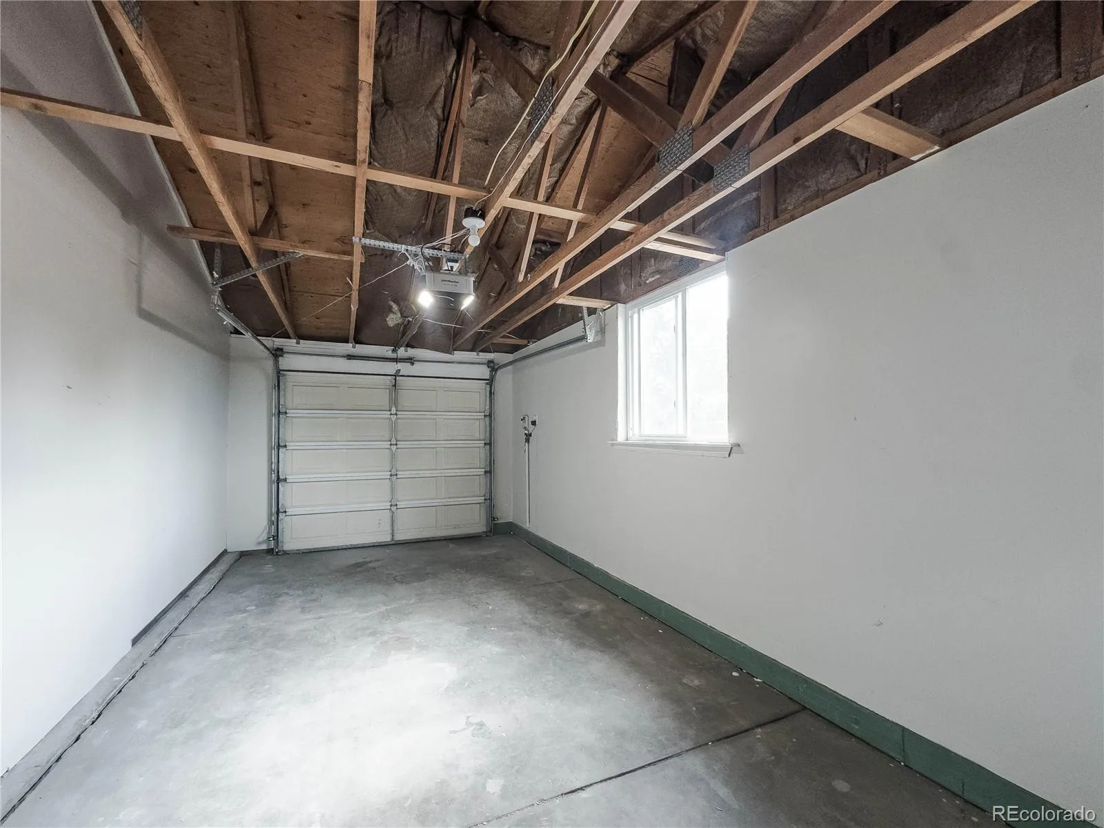 6895 S Ulster Circle Englewood CO 80112 | MLS #REC8006604 08282026125557 1600 34