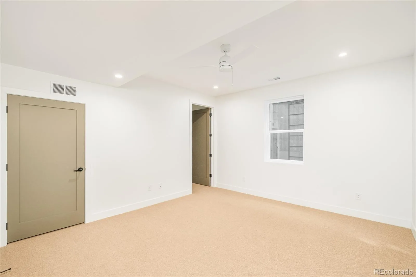 4755 Elm Court Denver CO 80211 | MLS #REC8008633 09222026221647 1600 37