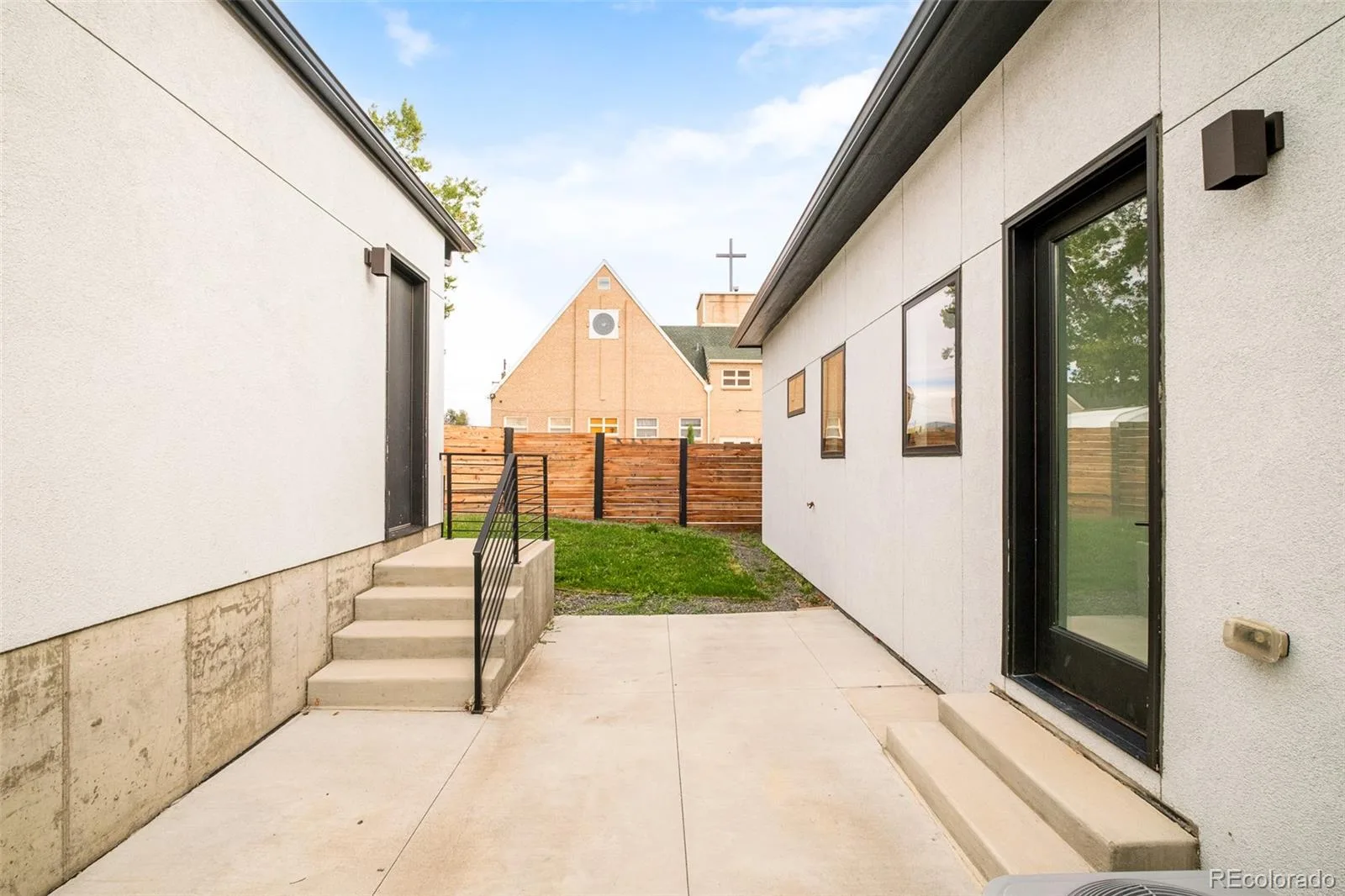 4755 Elm Court Denver CO 80211 | MLS #REC8008633 09222026221647 1600 38