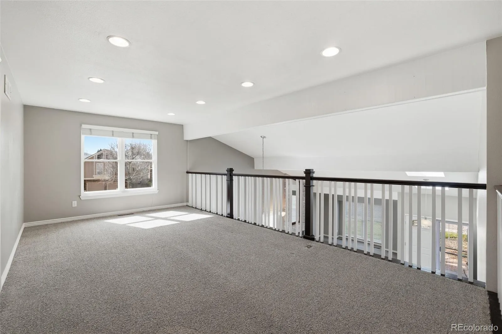 04072026202800 1600 16