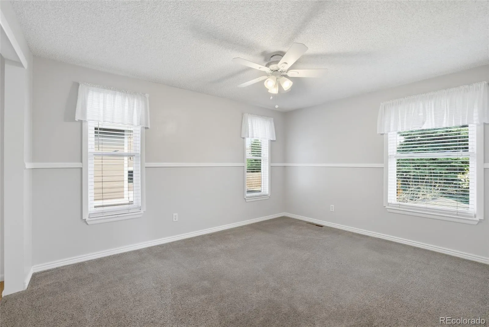 04072026202800 1600 17