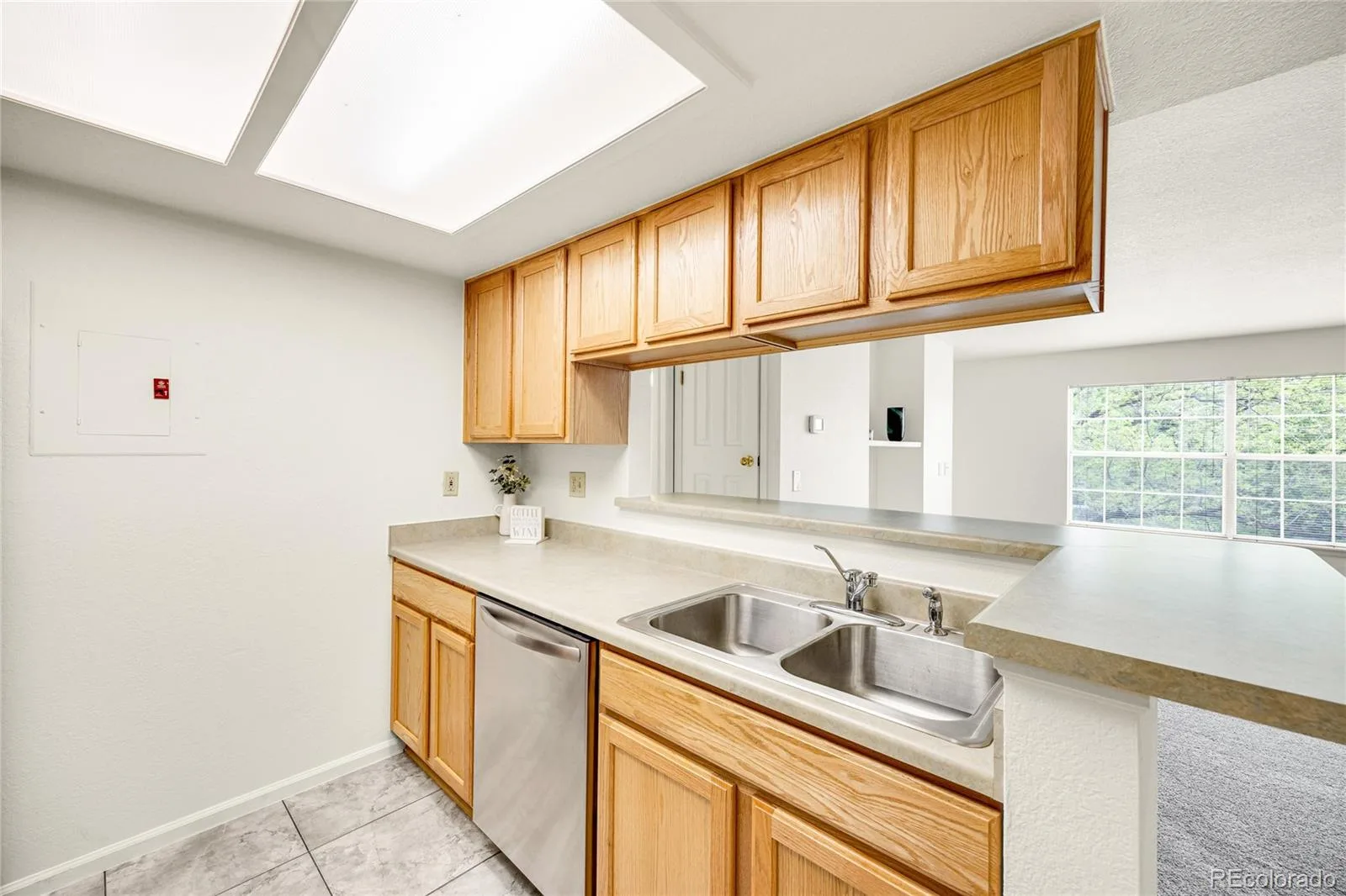 9212 E Arbor Circle #E Englewood CO 80111 MLS #REC8010755 05302026223630 1600 16