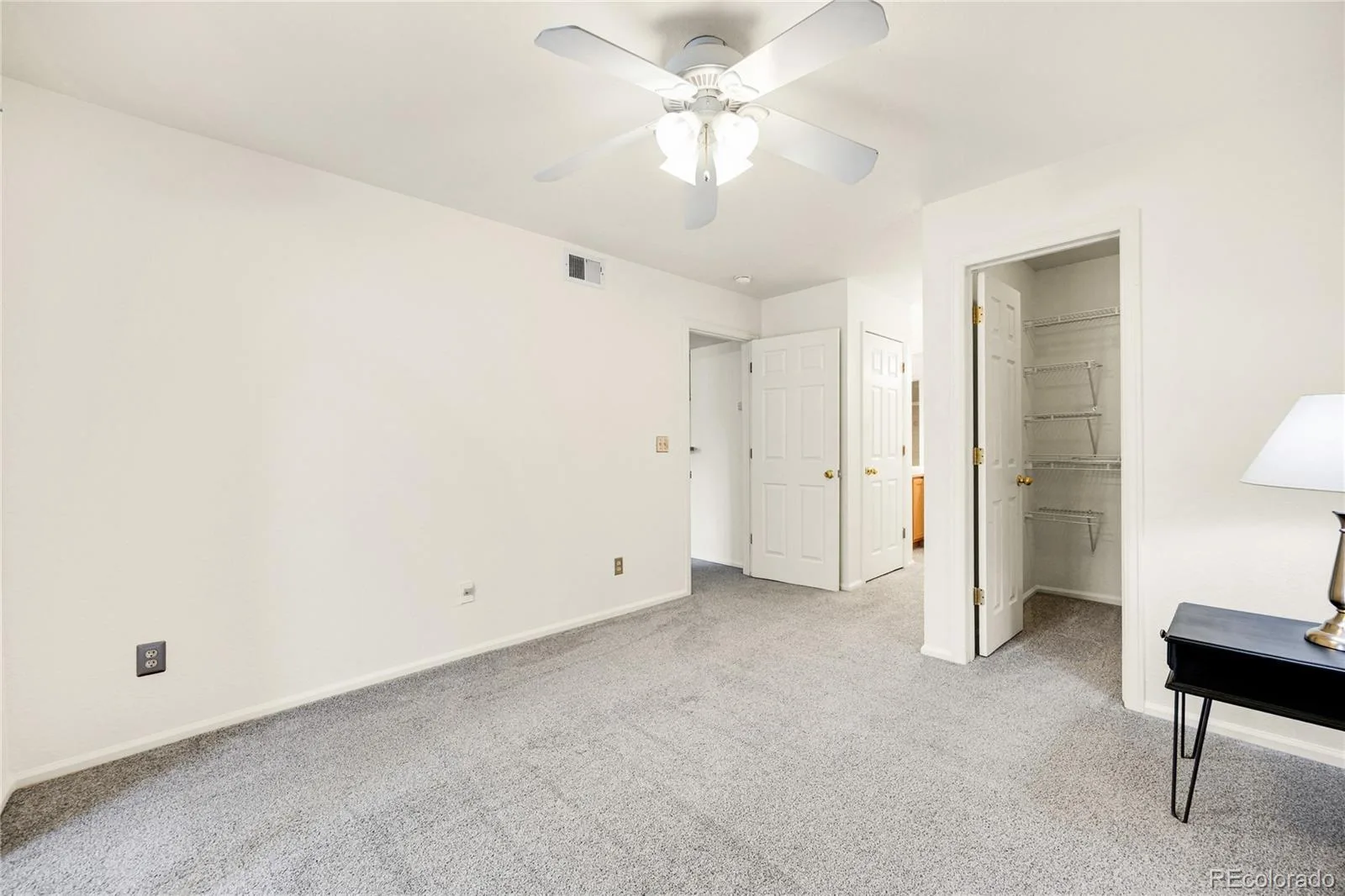 9212 E Arbor Circle #E Englewood CO 80111 MLS #REC8010755 05302026223630 1600 21