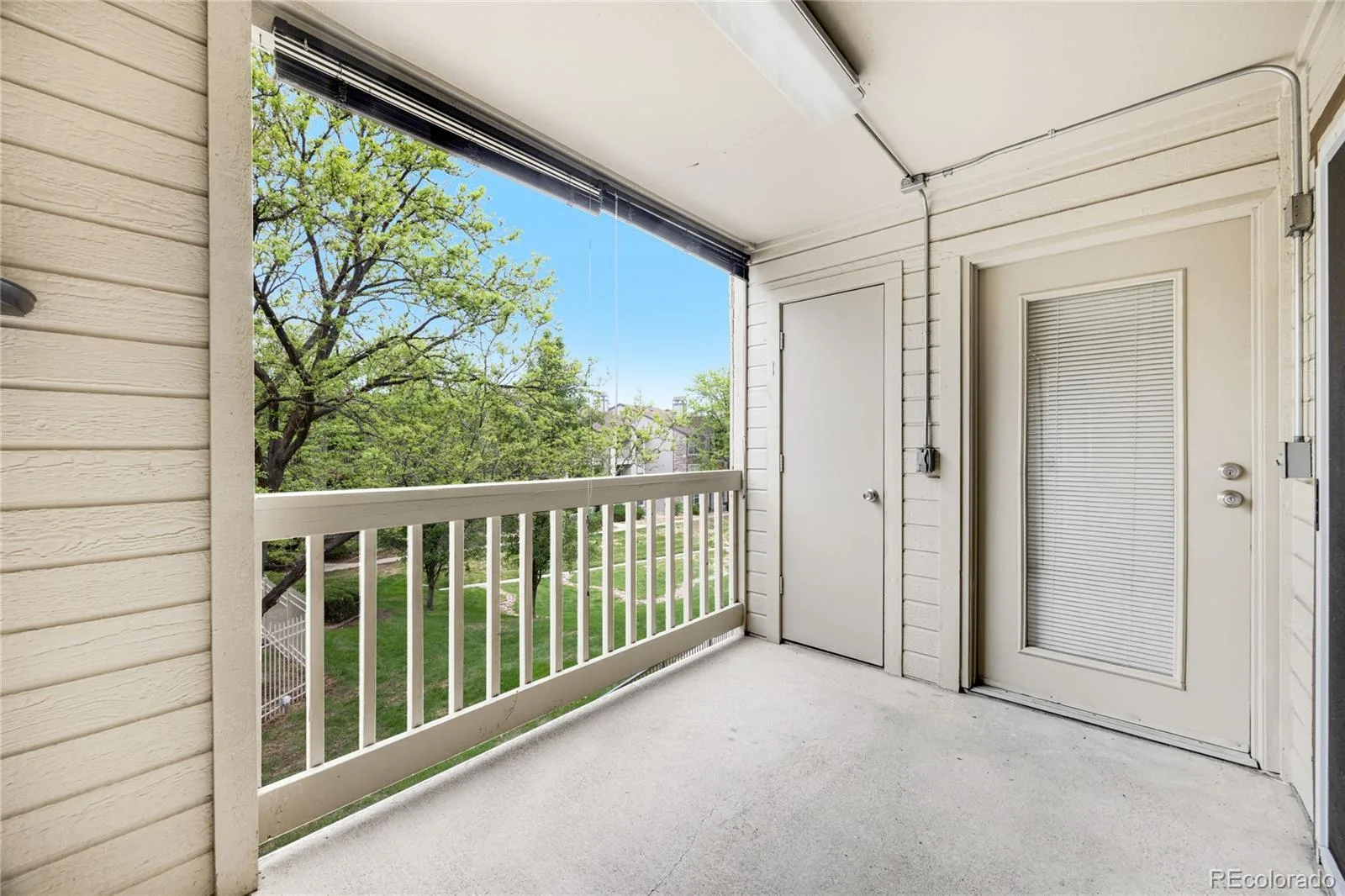 9212 E Arbor Circle #E Englewood CO 80111 MLS #REC8010755 05302026223630 1600 5