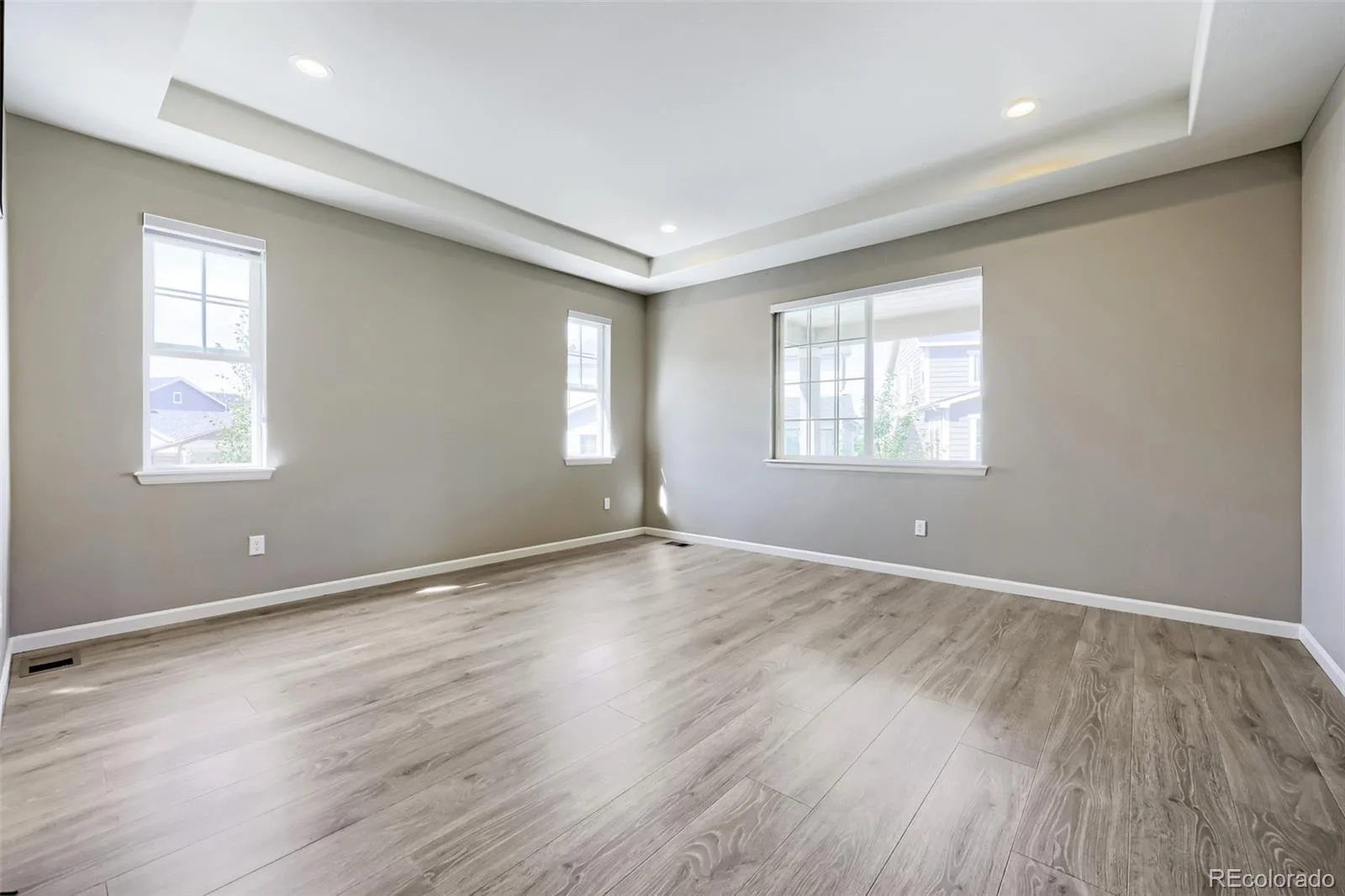 22107 E Tufts Drive Aurora CO 80015 | MLS #REC8011709 10092026124554 1600 14