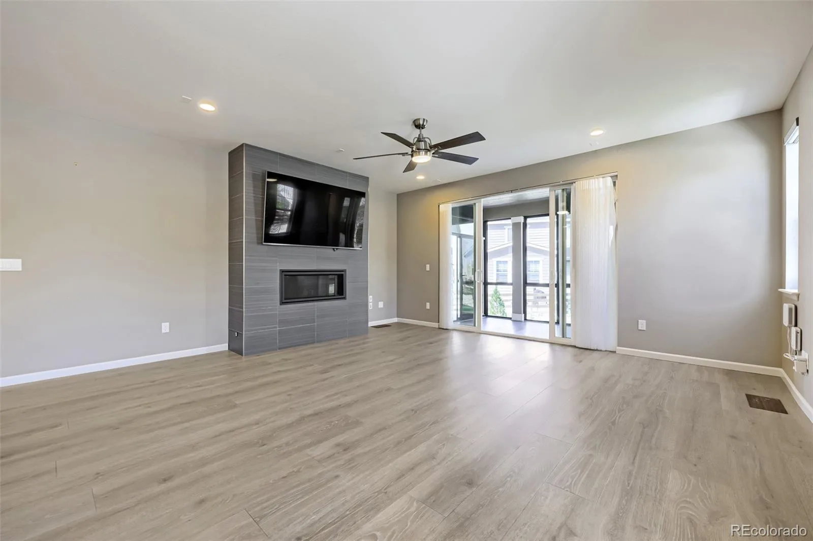 22107 E Tufts Drive Aurora CO 80015 | MLS #REC8011709 10092026124554 1600 7