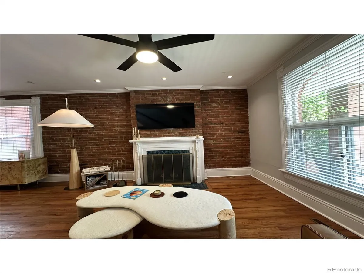 04172026222050 1200 3