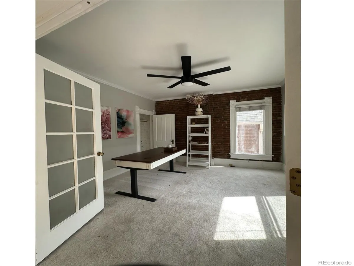 04172026222050 1200 7