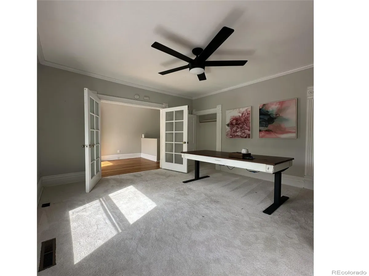 04172026222050 1200 8