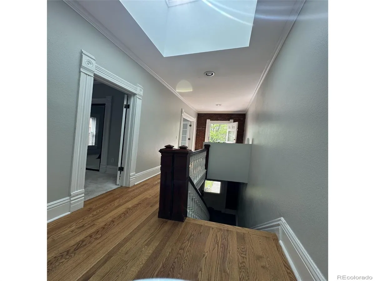 04172026222050 1200 9