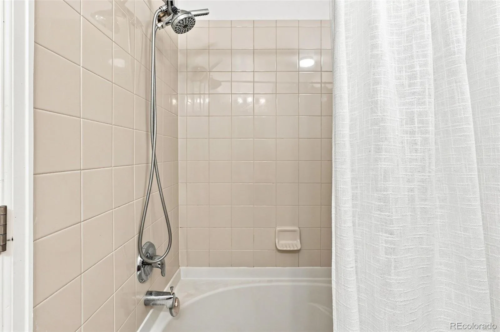 9300 E Florida Avenue #1607 Denver CO 80247 | MLS #REC8014378 08272026163912 1600 26