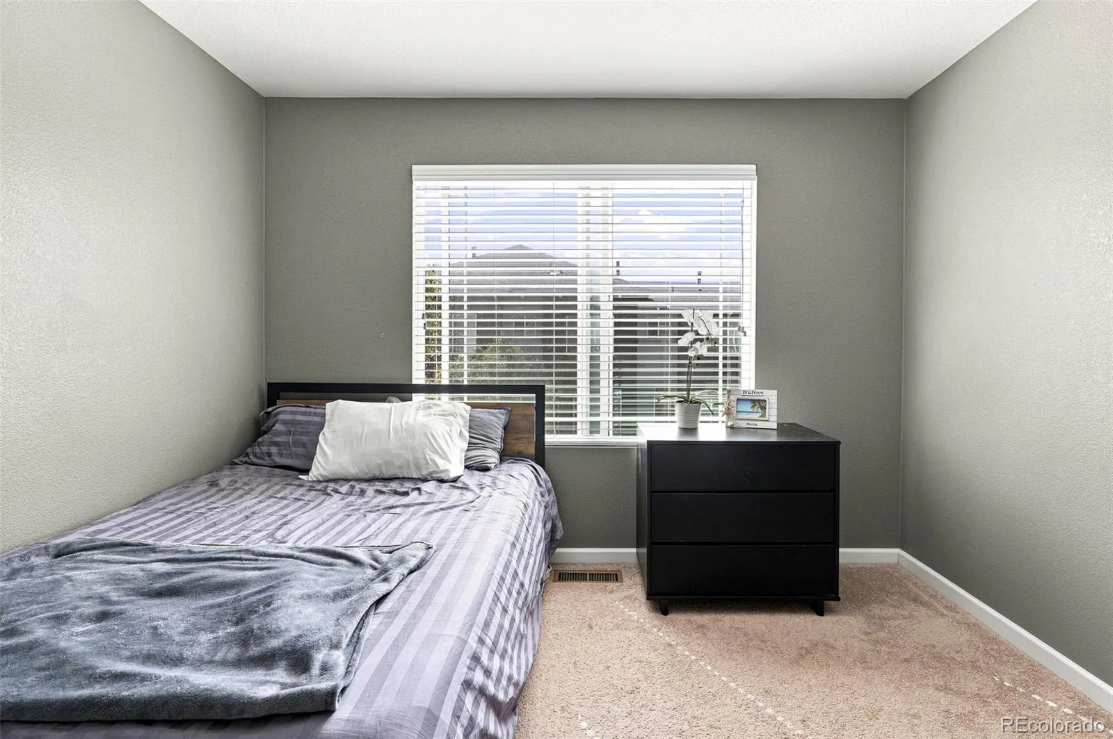 9300 E Florida Avenue #1607 Denver CO 80247 | MLS #REC8014378 08272026163912 1600 28